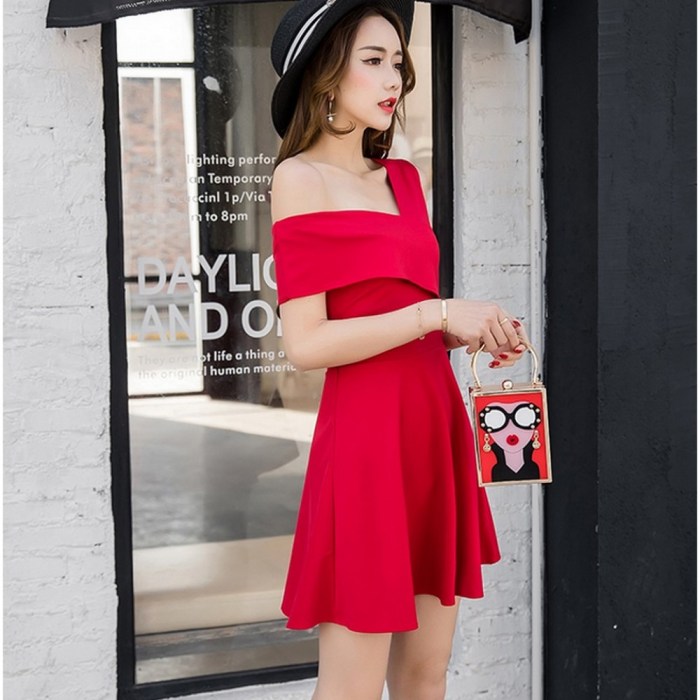 Sleeveless dress