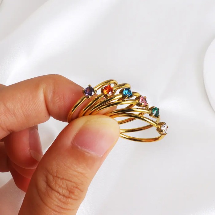 Stackable rings
