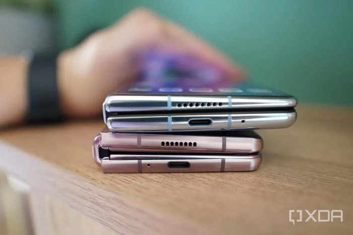 Foldable smartphones
