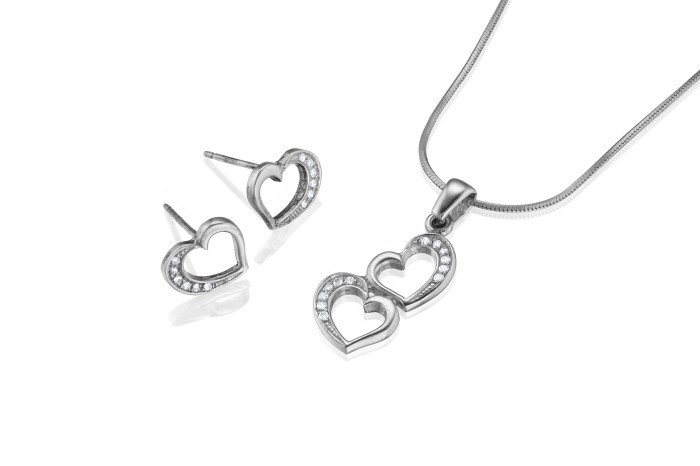 Valentine’s Day jewelry